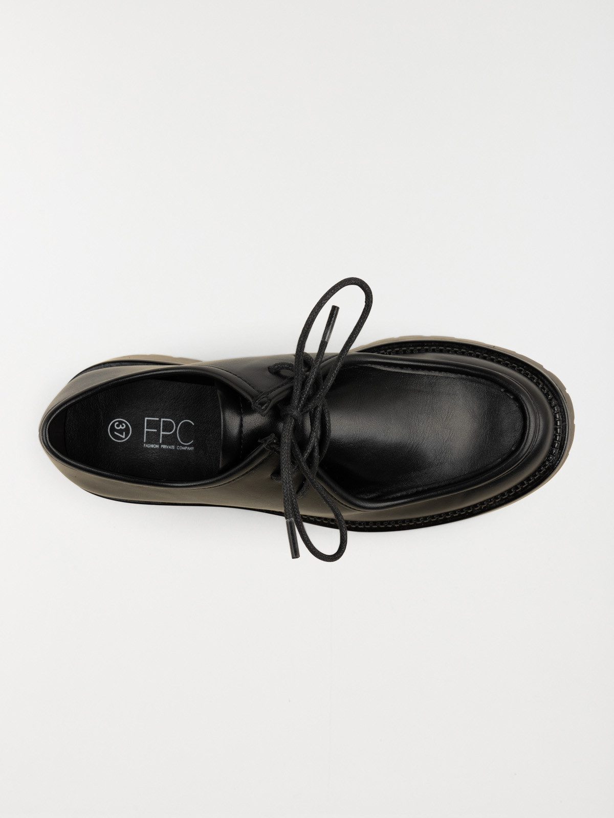 Derbies noires lacets femme (36-41)