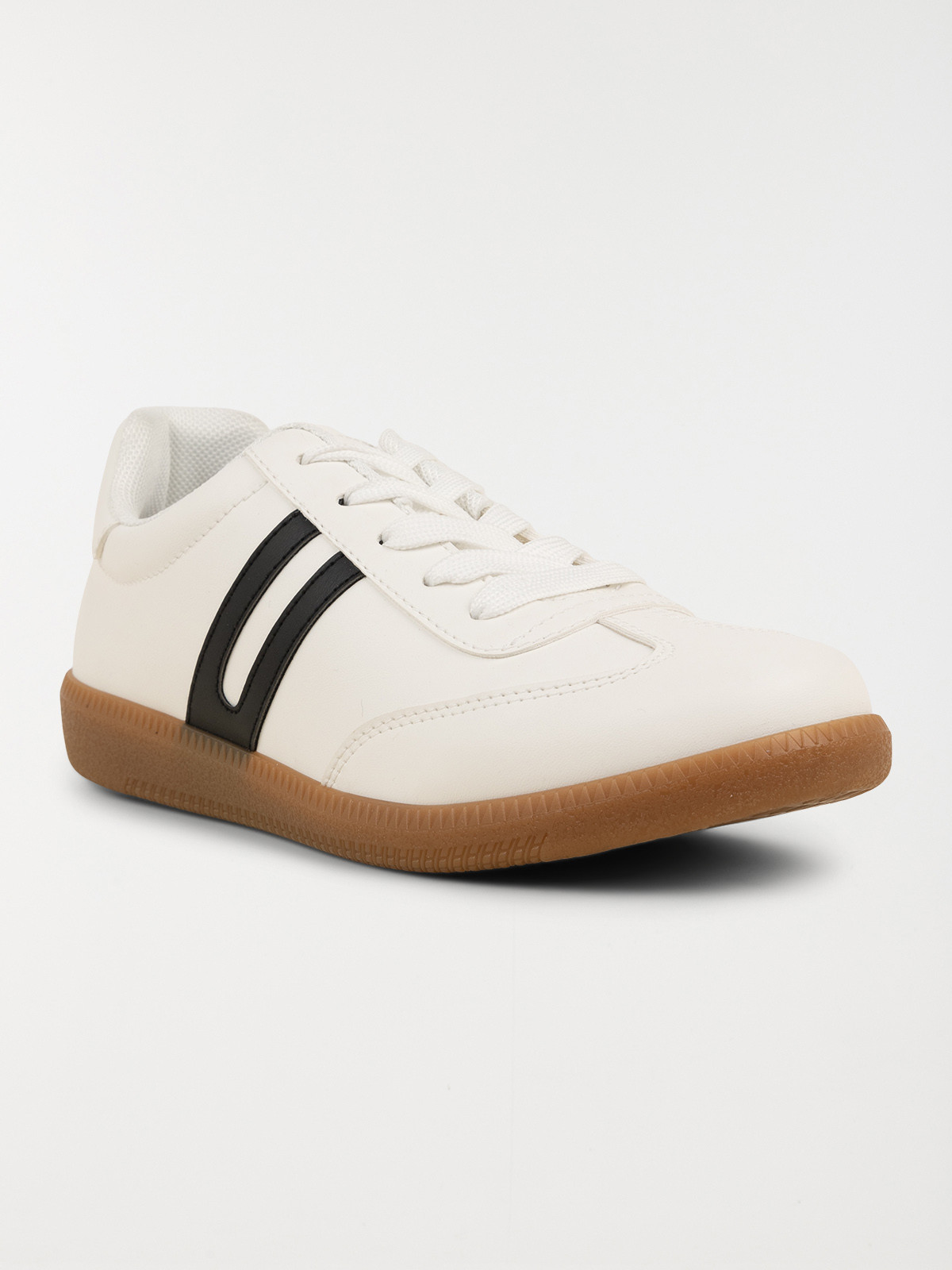 Baskets blanches femme (36-41) Baskets blanches femme (36-41)