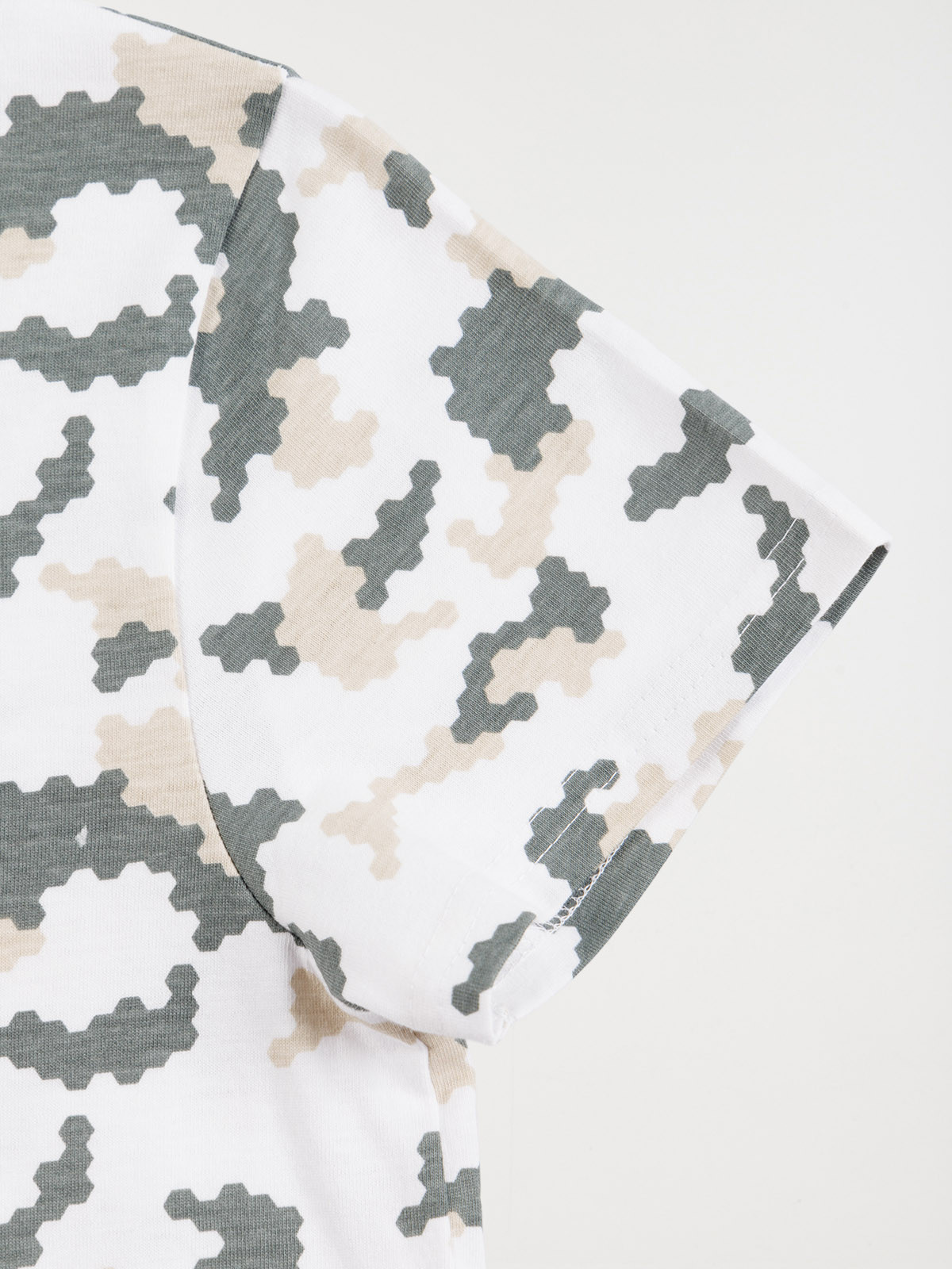 Tee-shirt camouflage garçon (3-12A) Tee-shirt camouflage garçon (3-12A)