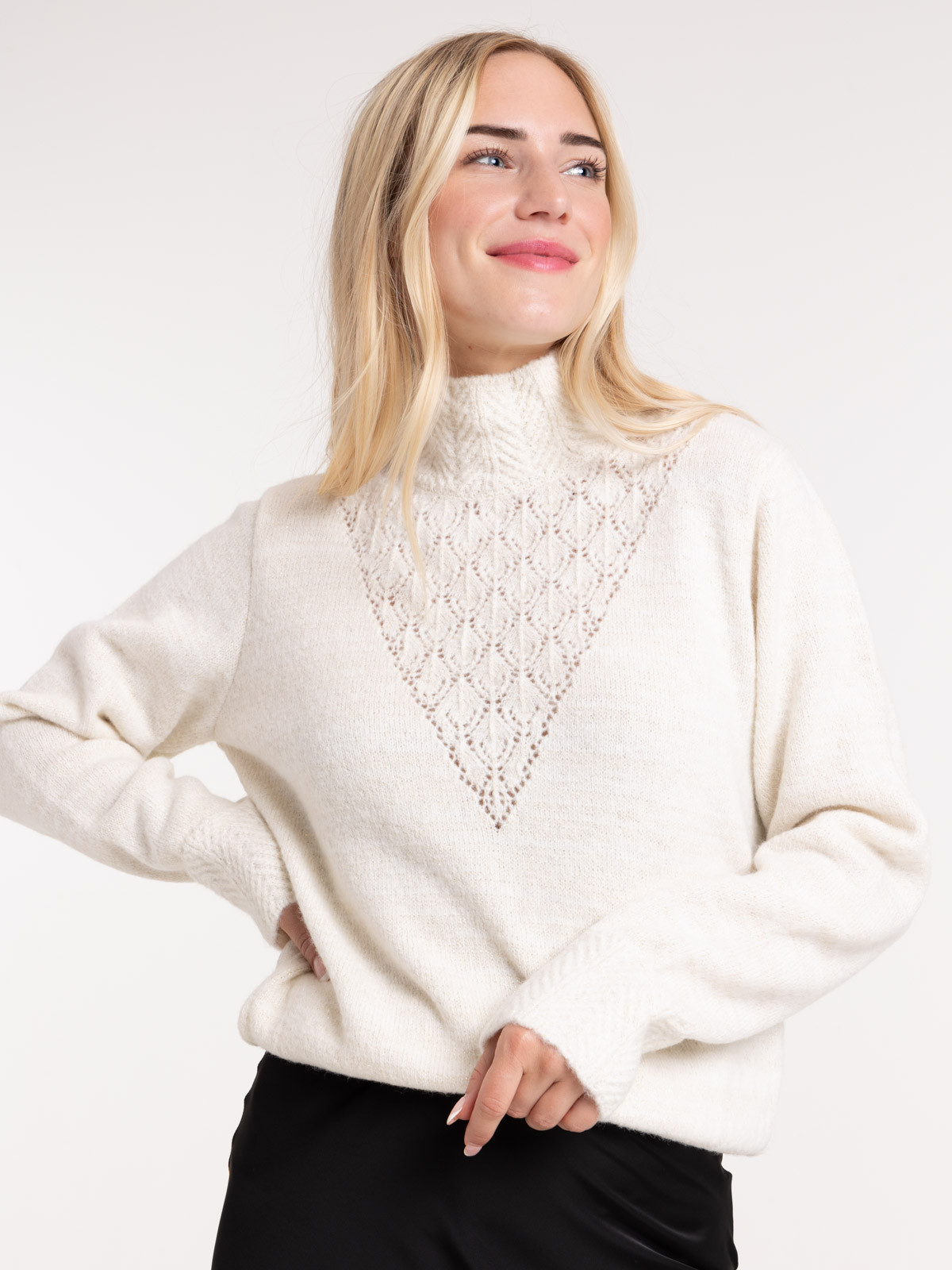 Pull col montant écru femme