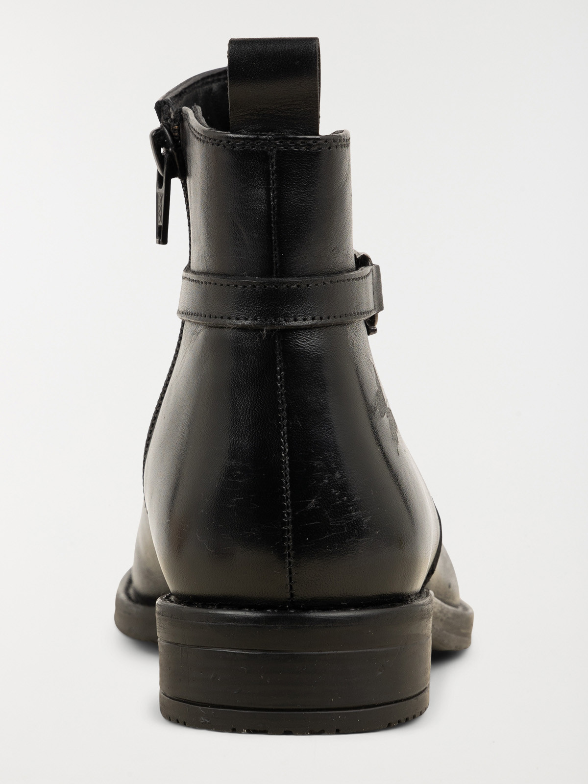 Bottine plate coloris noir femme (36-41) Bottine plate coloris noir femme (36-41)