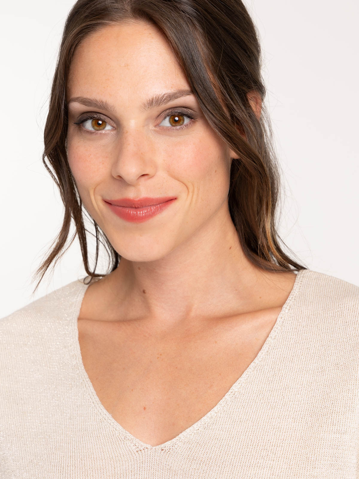 Pull brillant col V femme