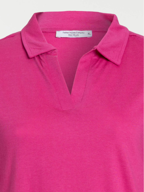 T-shirt polo fushia grande...