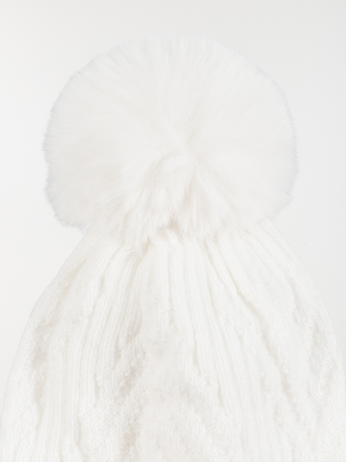 Bonnet pompon torsadé écru femme Bonnet pompon torsadé écru femme