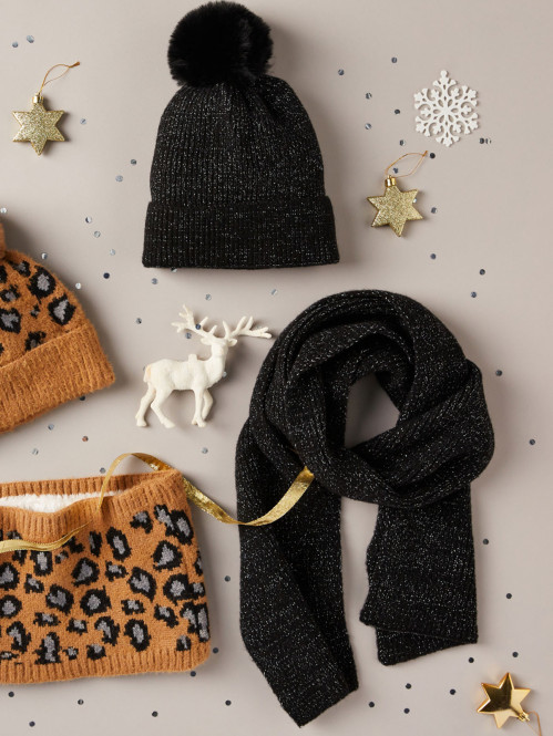 Ensemble noir bonnet et écharpe femme