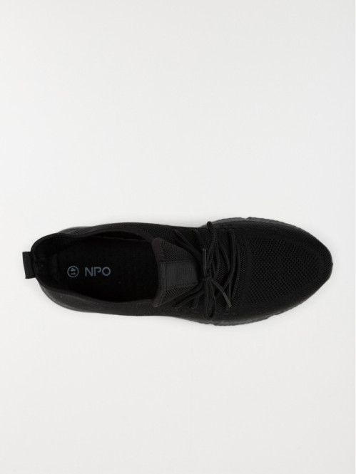 Baskets noires de sport...