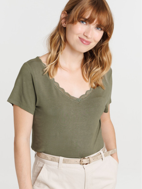Tee-shirt col V dentelle femme