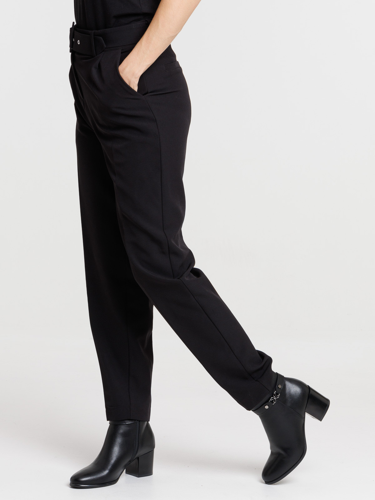 Pantalon avec ceinture noir femme