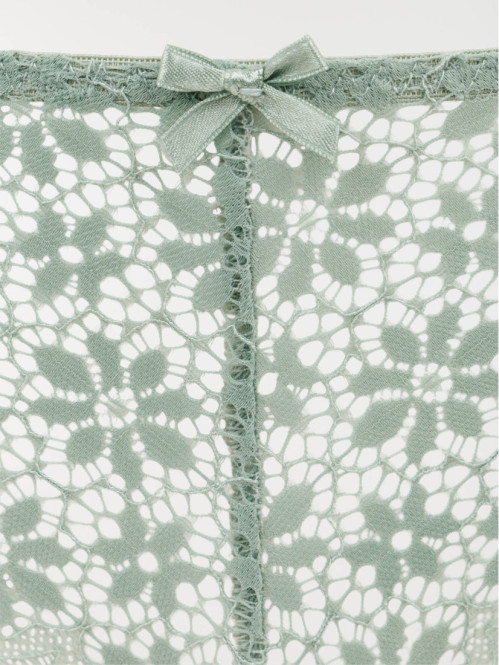 Tanga iceberg dentelle...