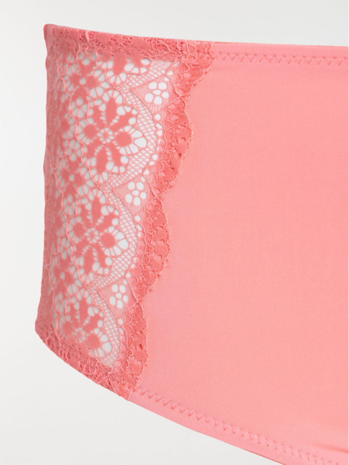 Shorty grande taille femme (46-56) Shorty grande taille femme (46-56)