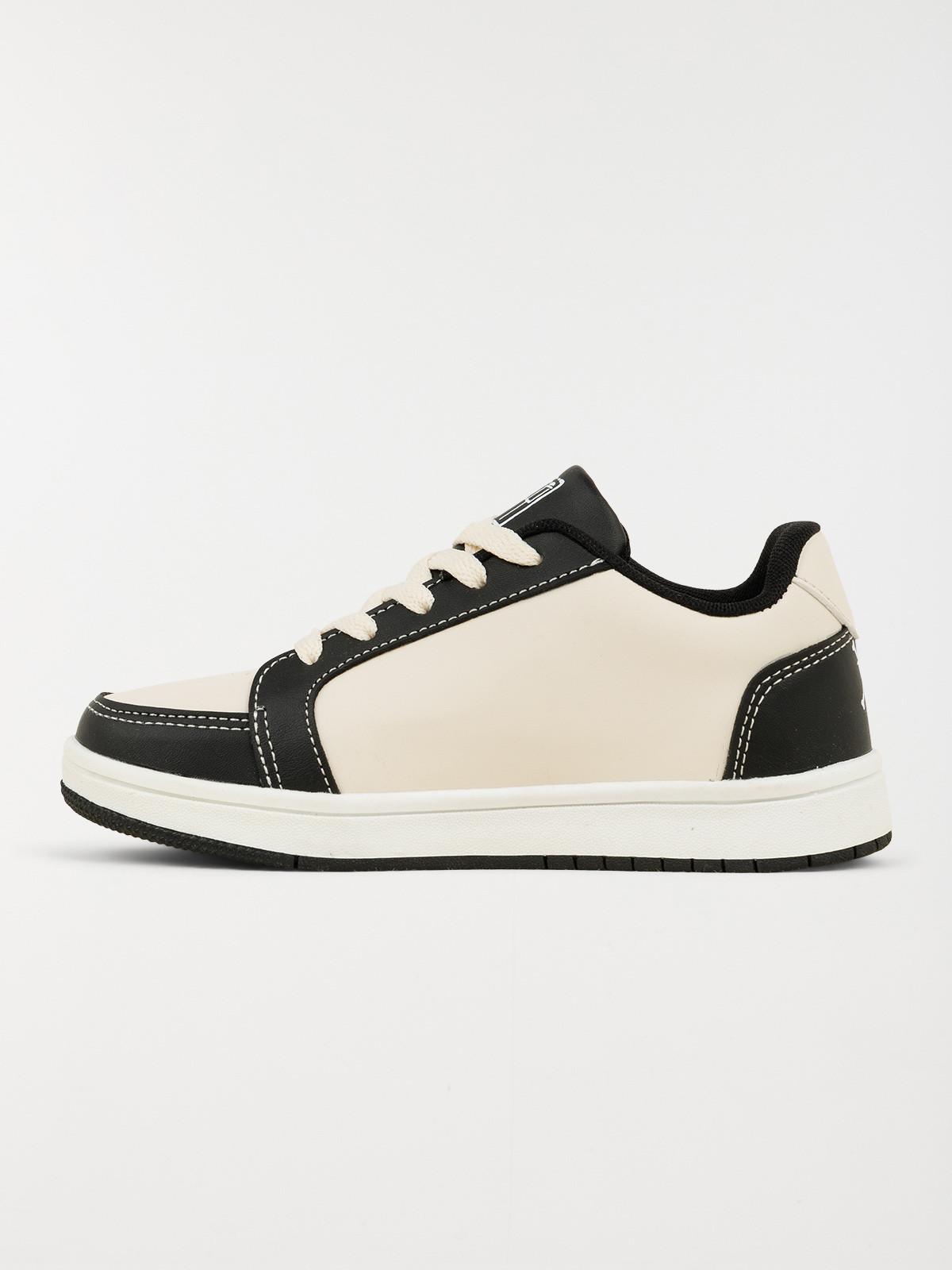 Baskets One piece garçon (31-39)