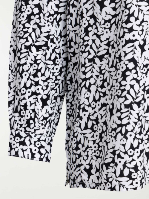 Blouse noire fleurie grande...