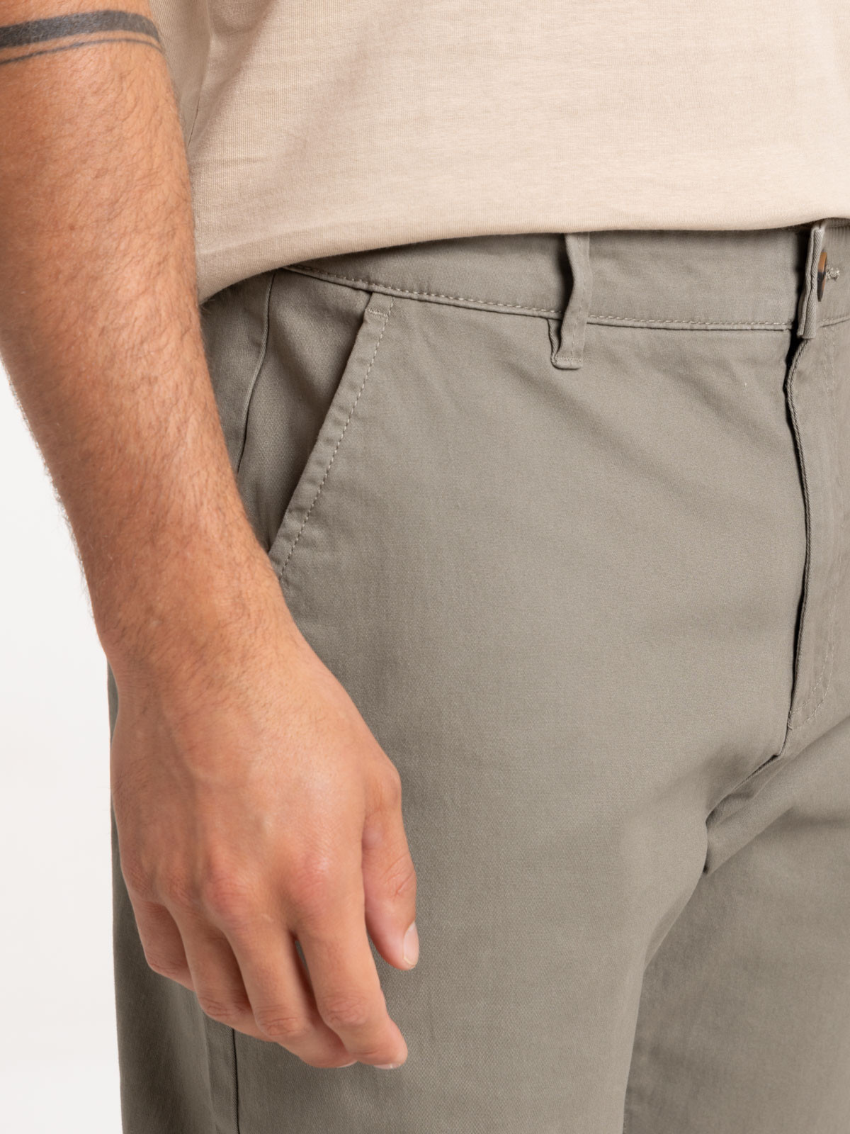 Pantalon chino slim tilleul homme