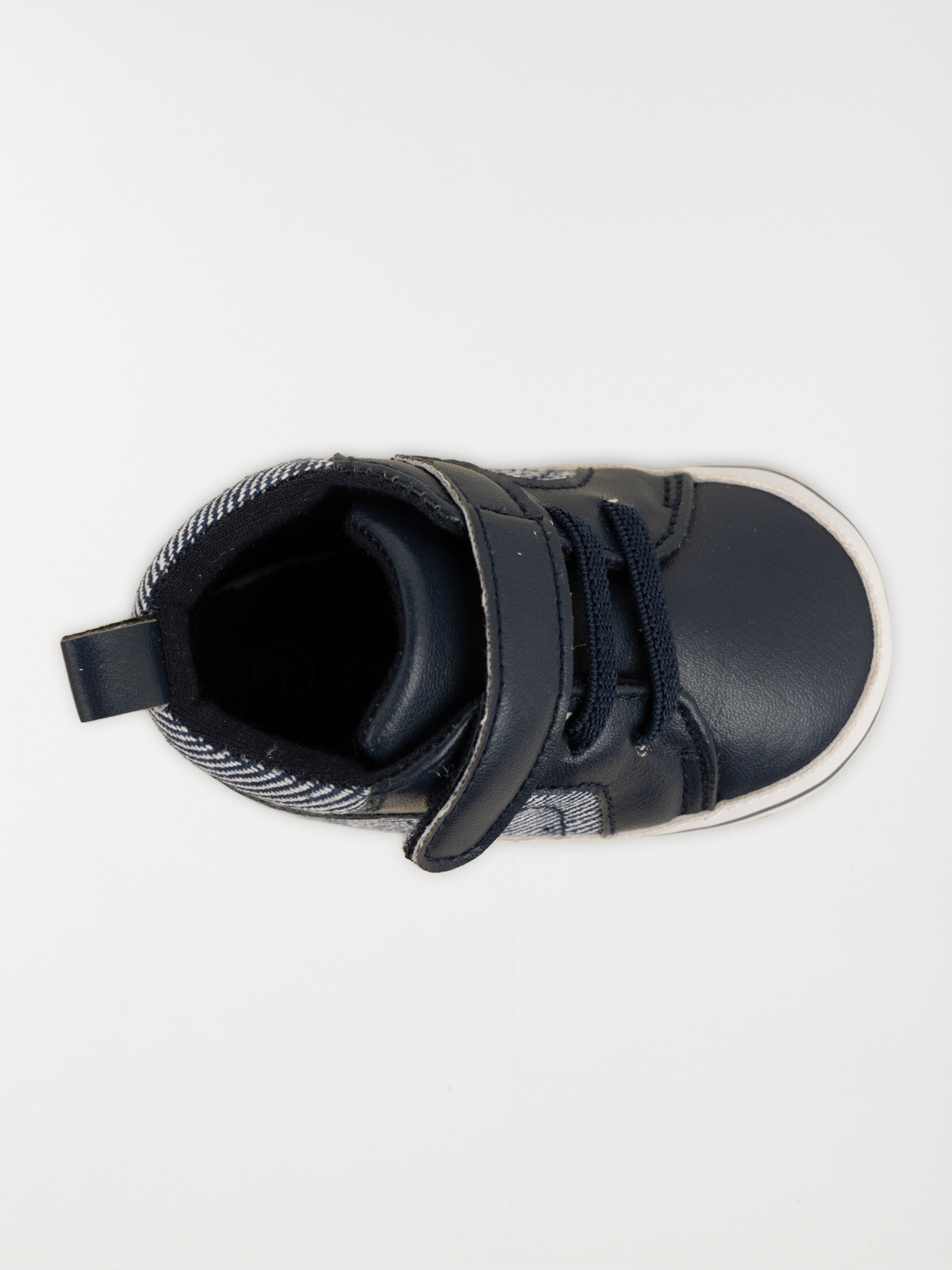 Bottons scratch et lacet bébé (16-20) Bottons scratch et lacet bébé (16-20)