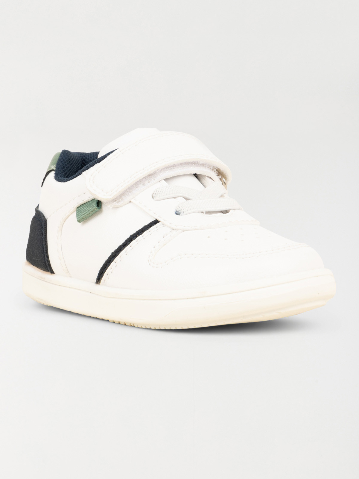 Baskets garçon détails colorés (20-23)