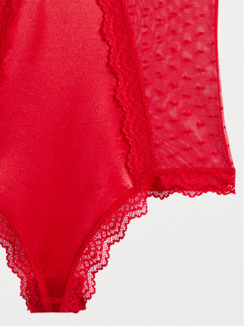 Body dentelle plumetis rouge kiss femme Body dentelle plumetis rouge kiss femme