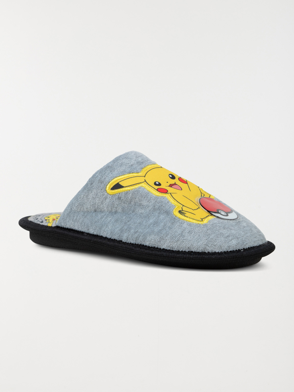 Chausson mule pikachu garçon (31-35) Chausson mule pikachu garçon (31-35)