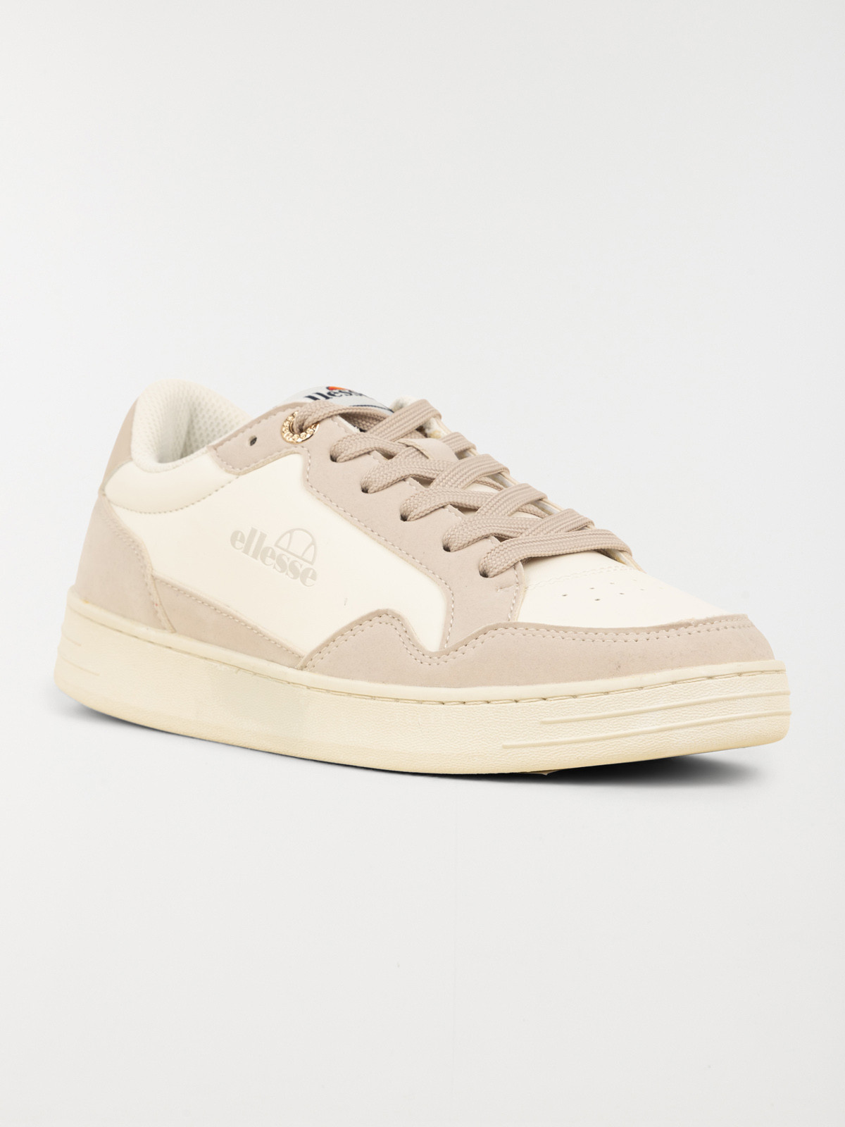 Basket femme ELLESSE NEWHOLDEN (36-41) Basket femme ELLESSE NEWHOLDEN (36-41)