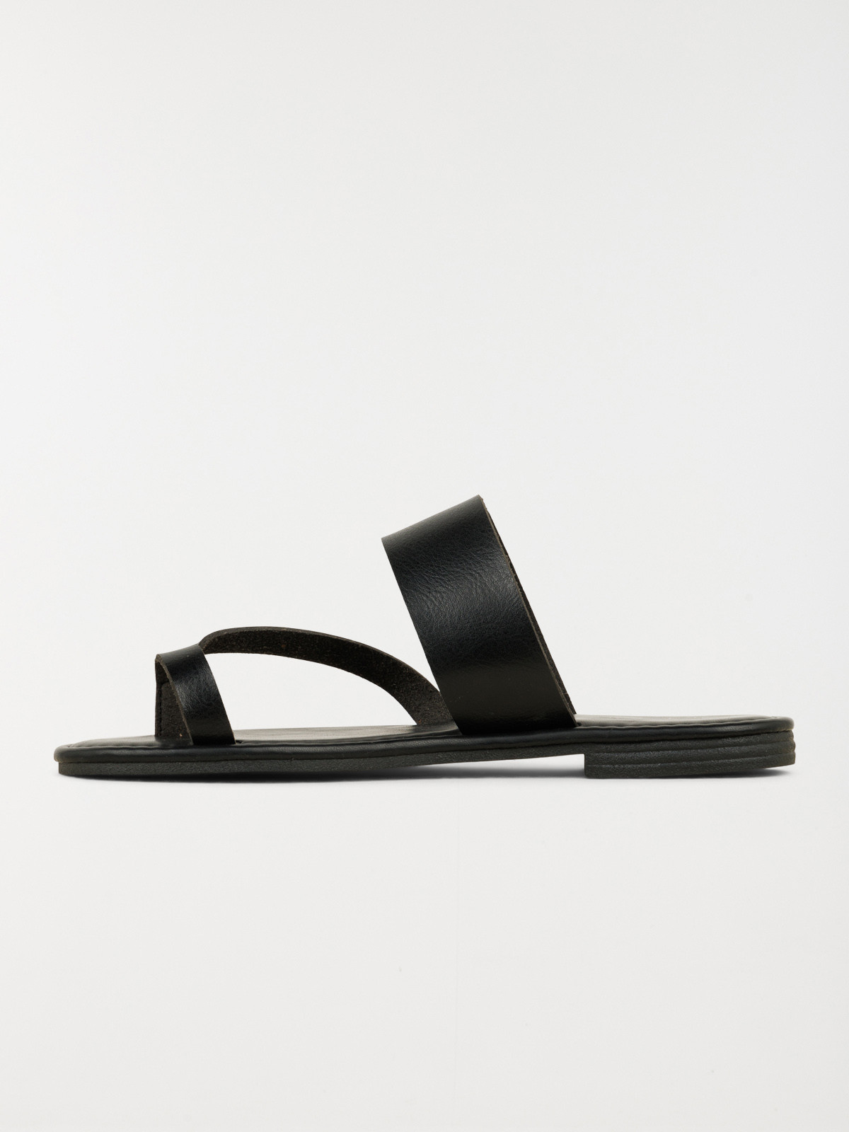 Mules coloris noir femme (37-42) Mules coloris noir femme (37-42)