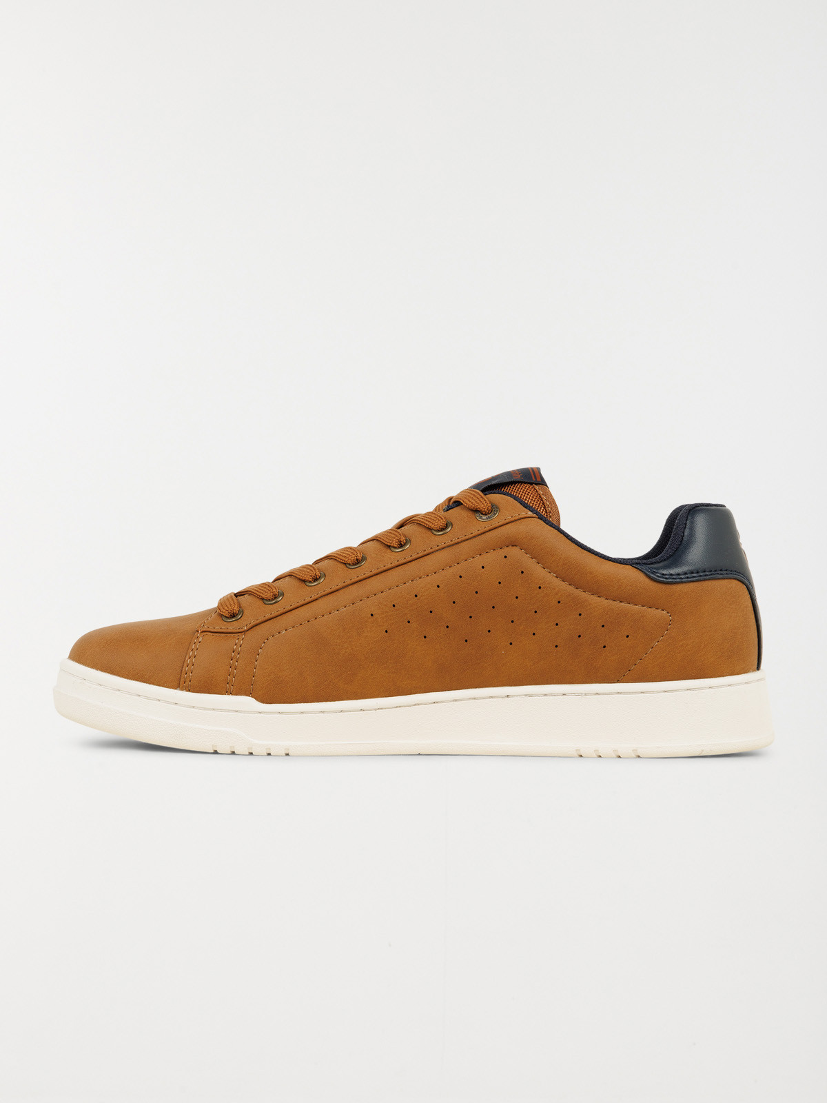 Baskets lacets homme (40-45) Baskets lacets homme (40-45)