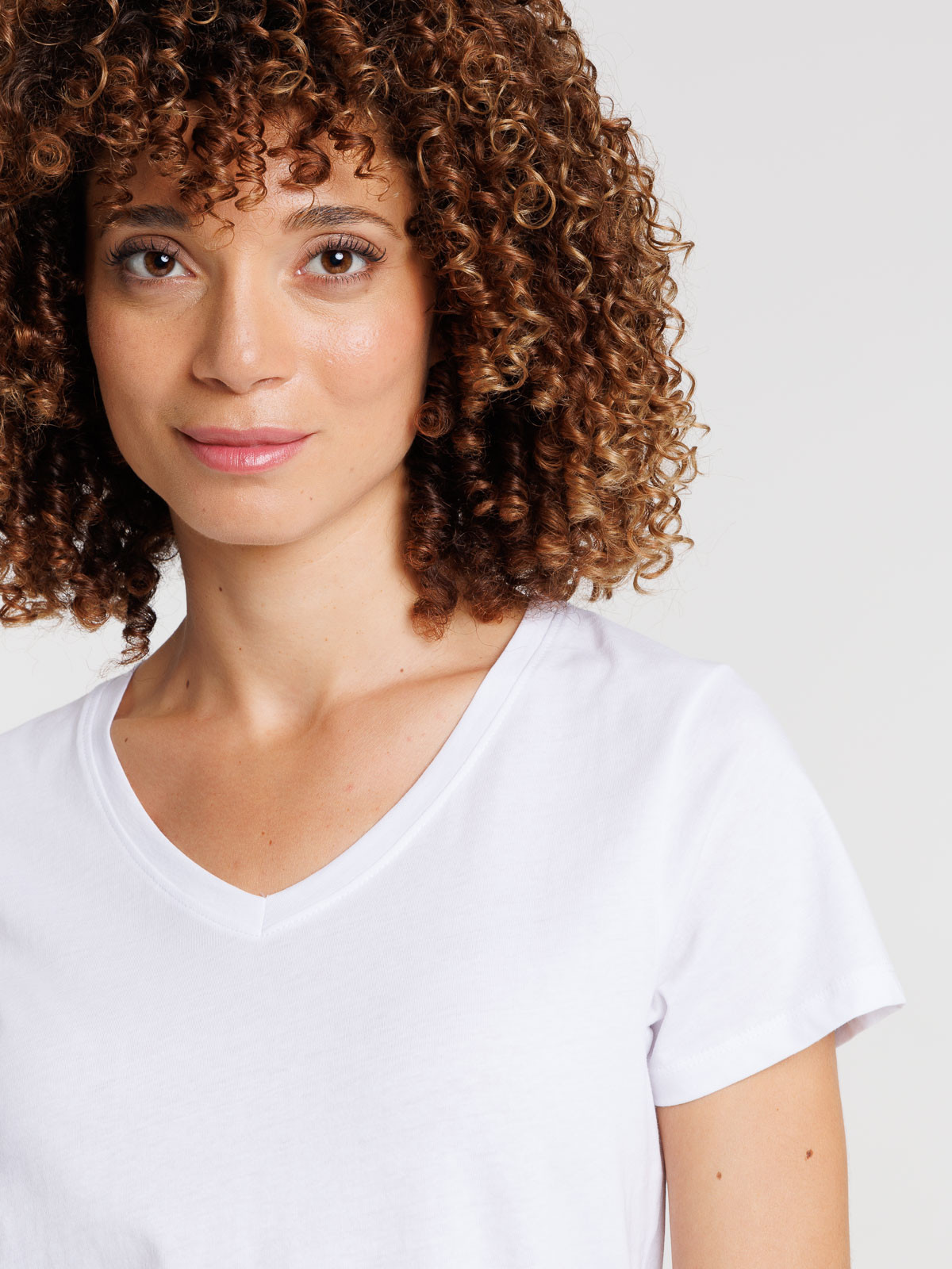 Tee-shirt blanc col V femme