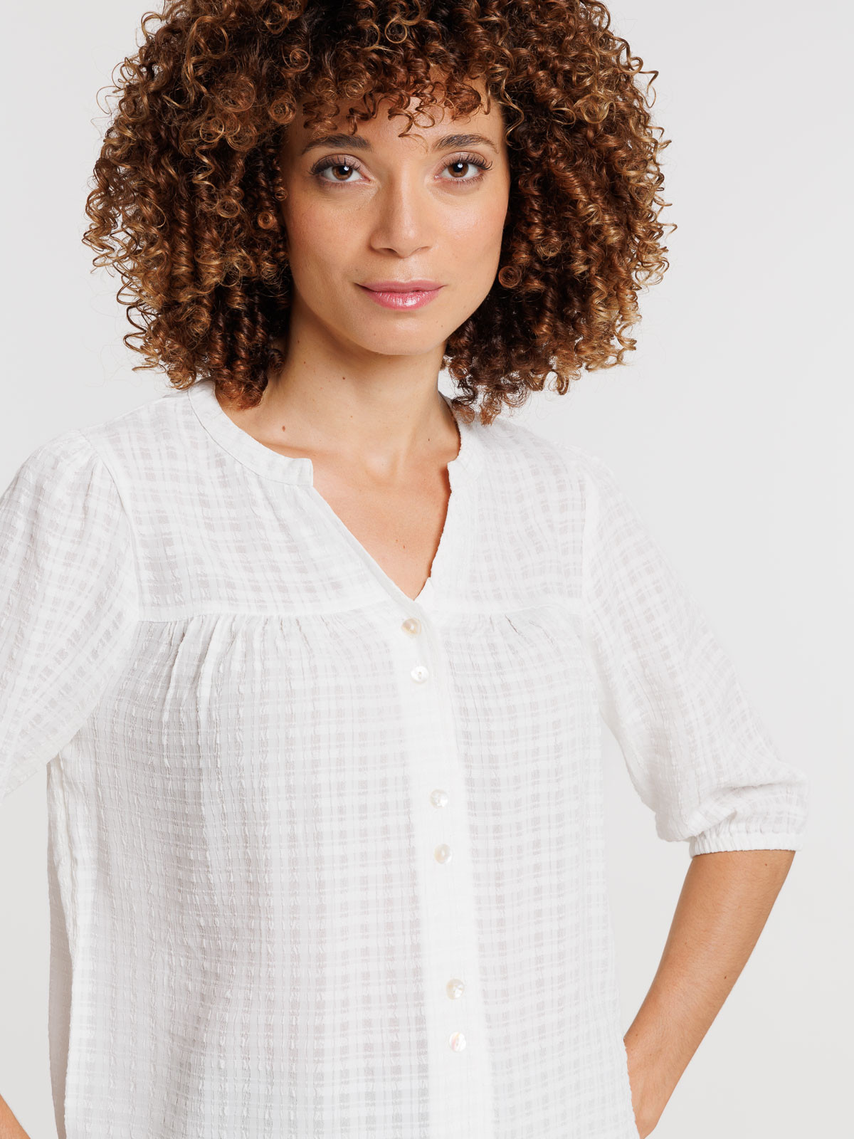 Chemise écru femme col tunisien Chemise écru femme col tunisien