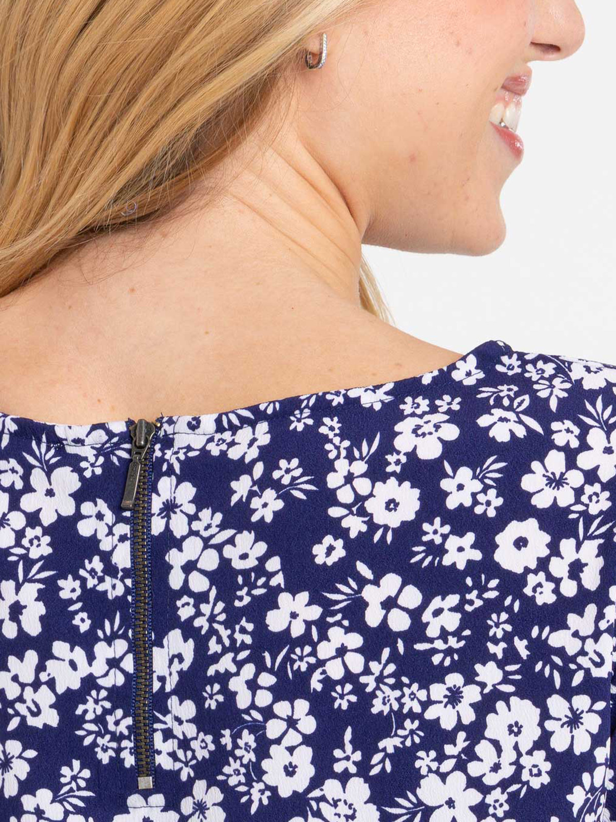 Blouse fleurie bleu officier femme Blouse fleurie bleu officier femme