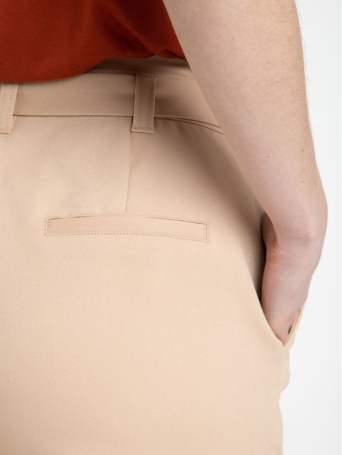 Short camel lady femme