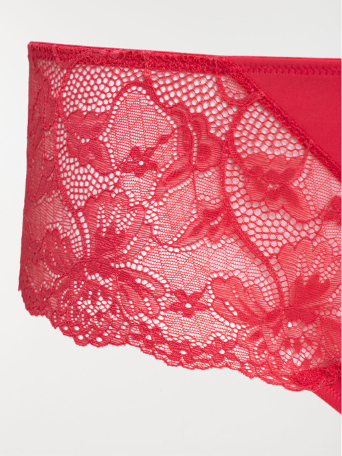 Shorty string rouge kiss...