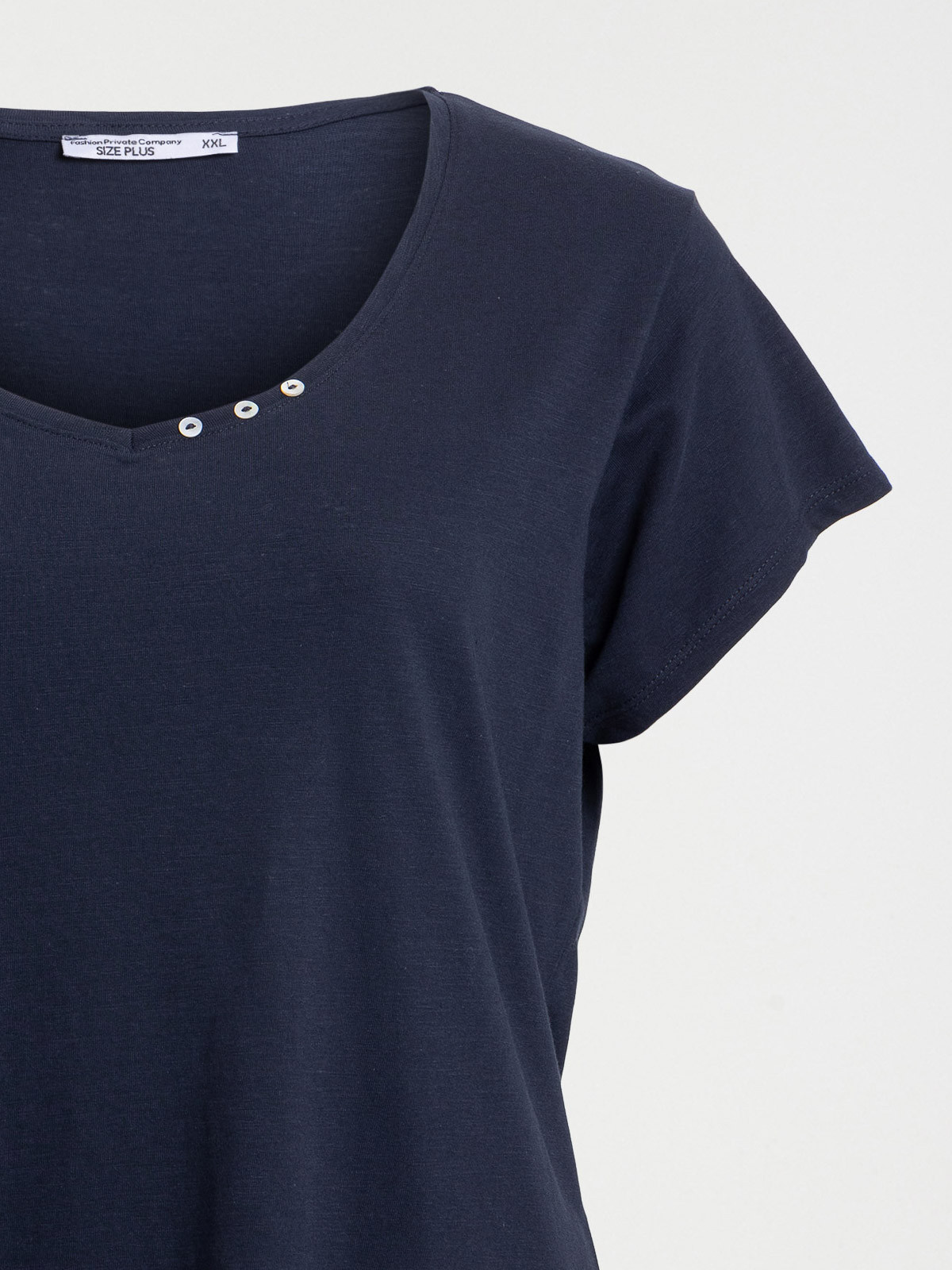 T-shirt femme col V grande taille T-shirt femme col V grande taille