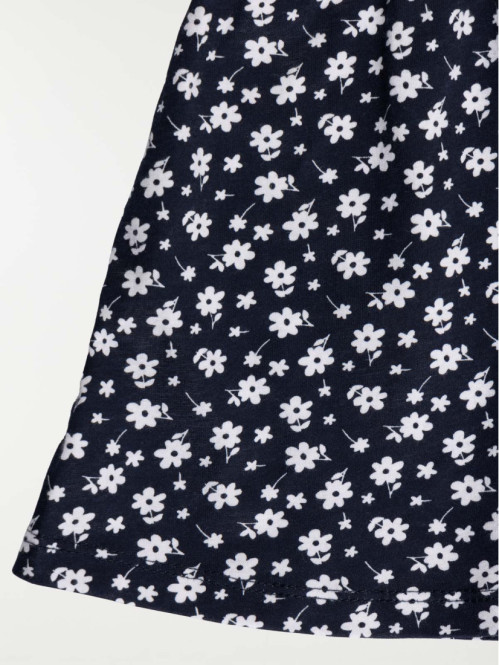 Robe fleurie sans manches...