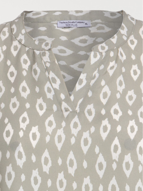 Blouse motif grande taille...