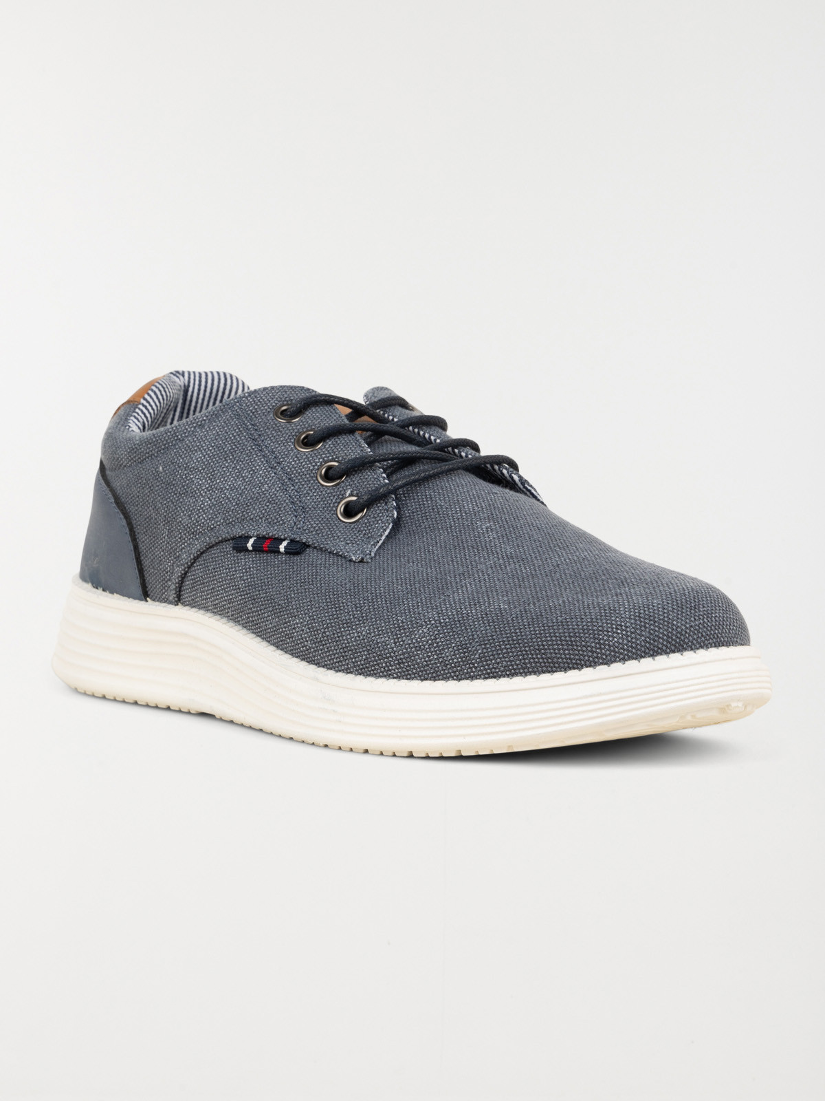 Baskets toile marine homme (40-45) Baskets toile marine homme (40-45)