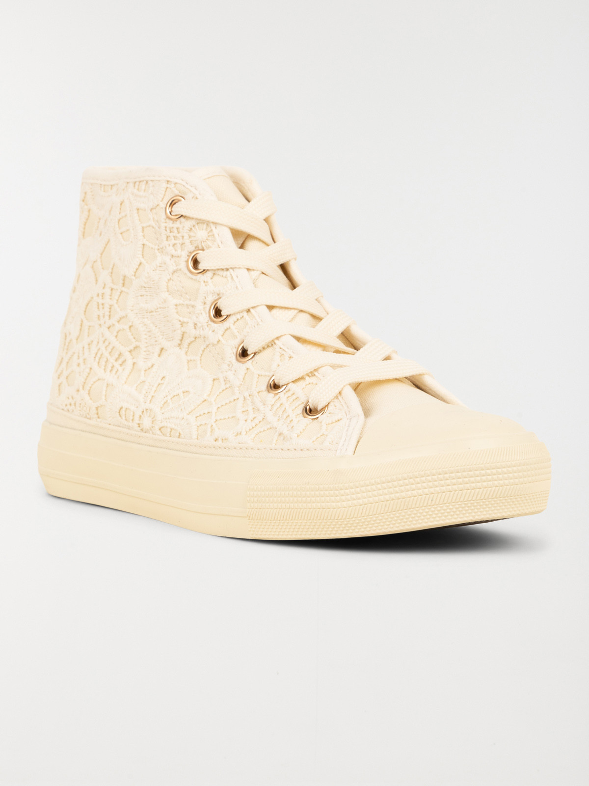 Tennis montante brodée femme (36-41) Tennis montante brodée femme (36-41)