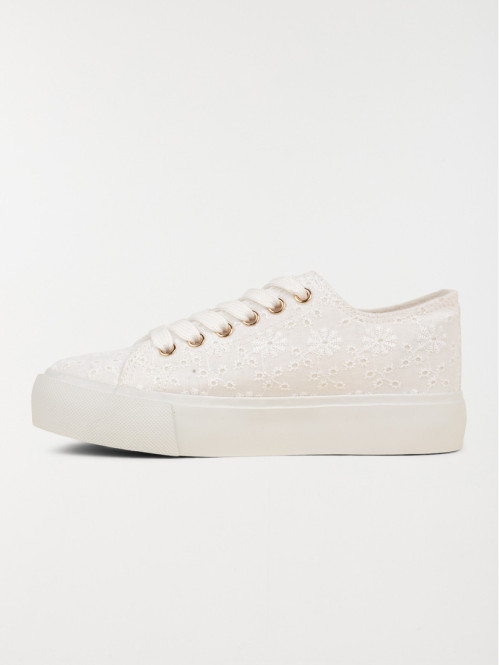 Tennis en toile brodée...