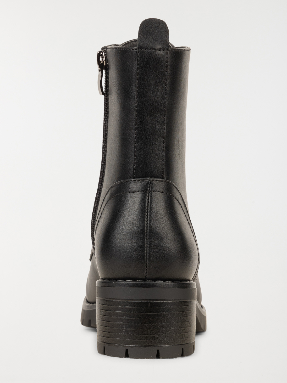 Bottines à lacets noires femme (36-41) Bottines à lacets noires femme (36-41)