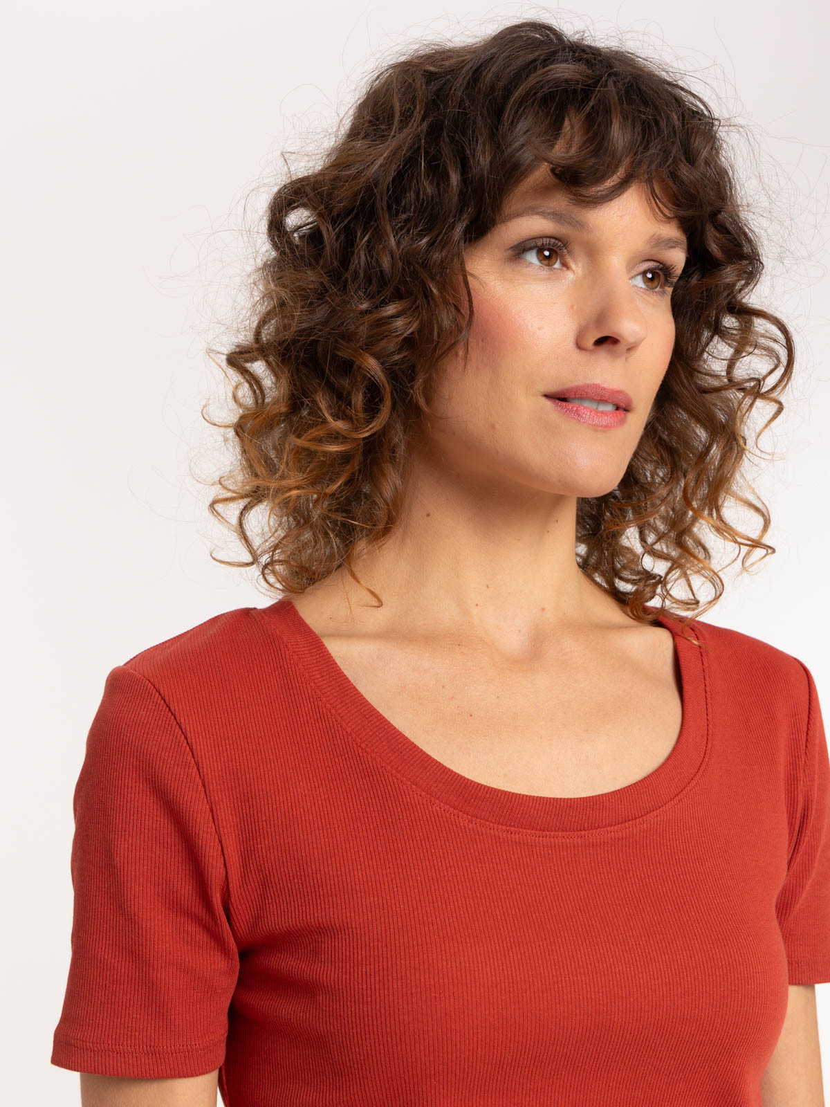 T-shirt côtelé col rond femme T-shirt côtelé col rond femme
