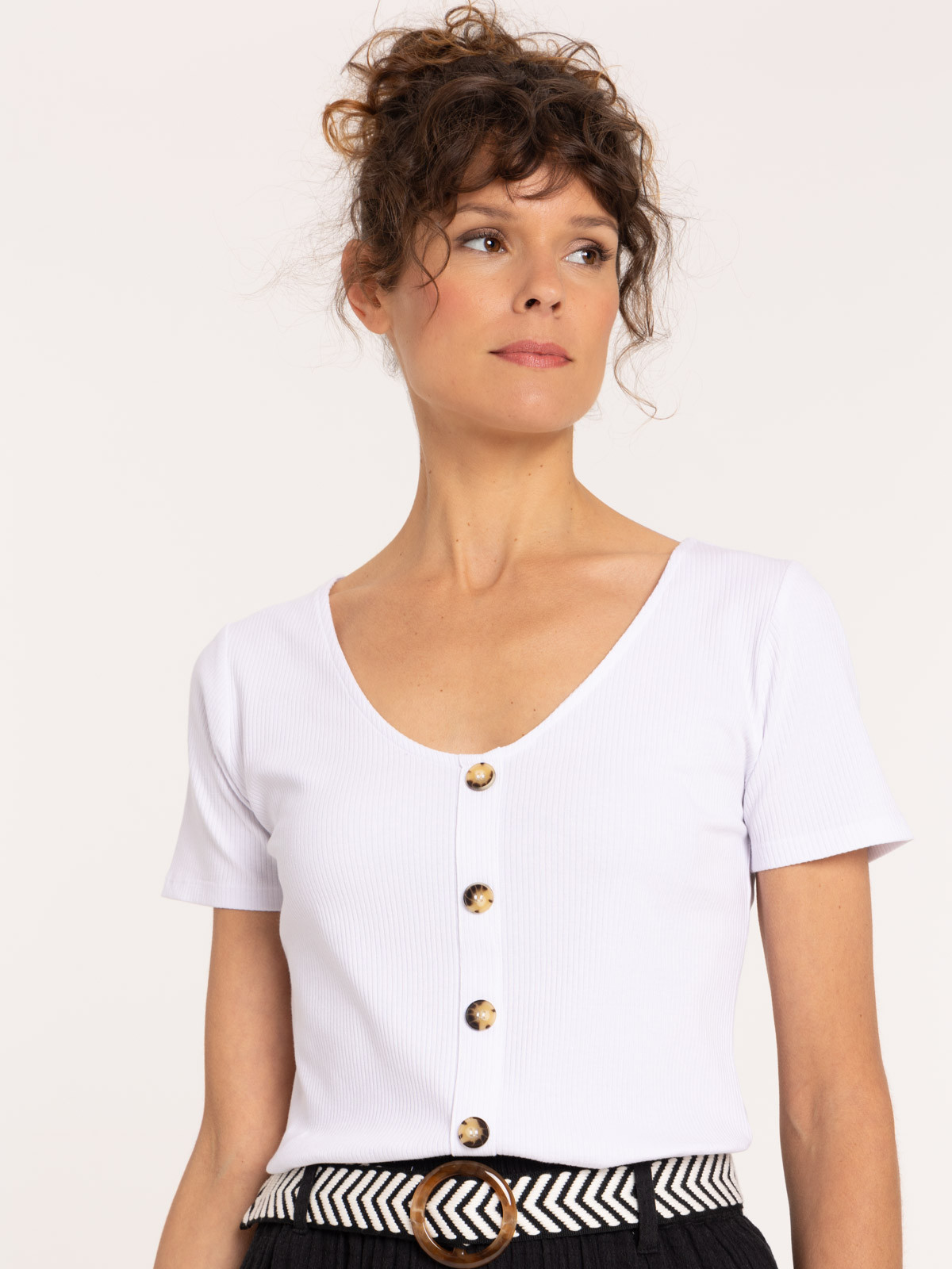 T-shirt blanc côtelé boutons femme