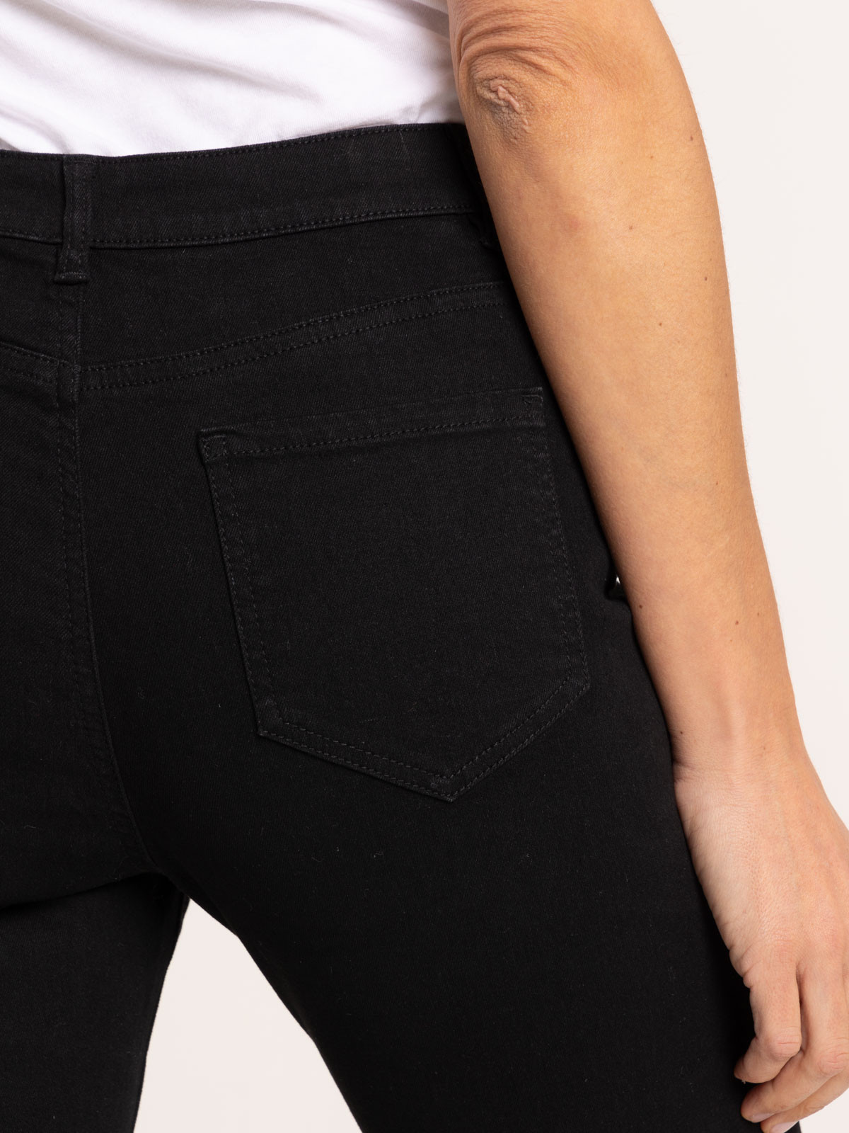 Jean flare noir femme