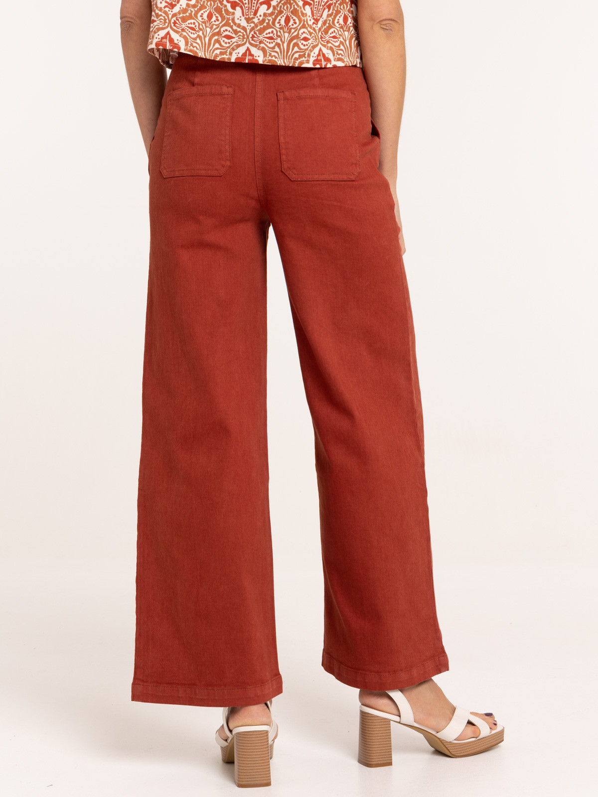 Pantalon large ceinturée femme