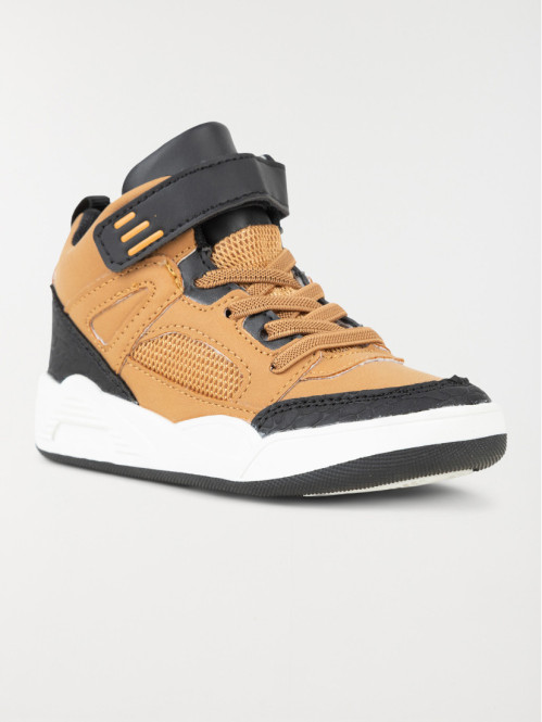 Baskets montantes garçon camel (31-38) Baskets montantes garçon camel (31-38)