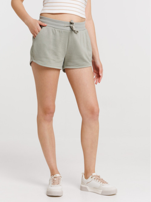 Short basique mousse clair femme