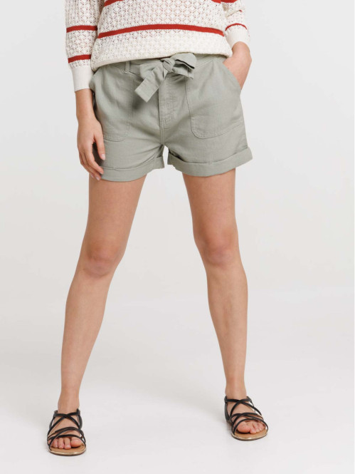 Short coloris mousse clair femme