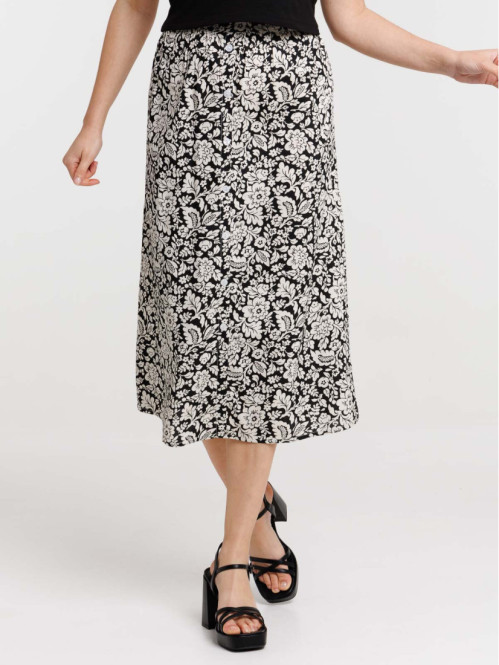 Jupe noire longue fleurie...
