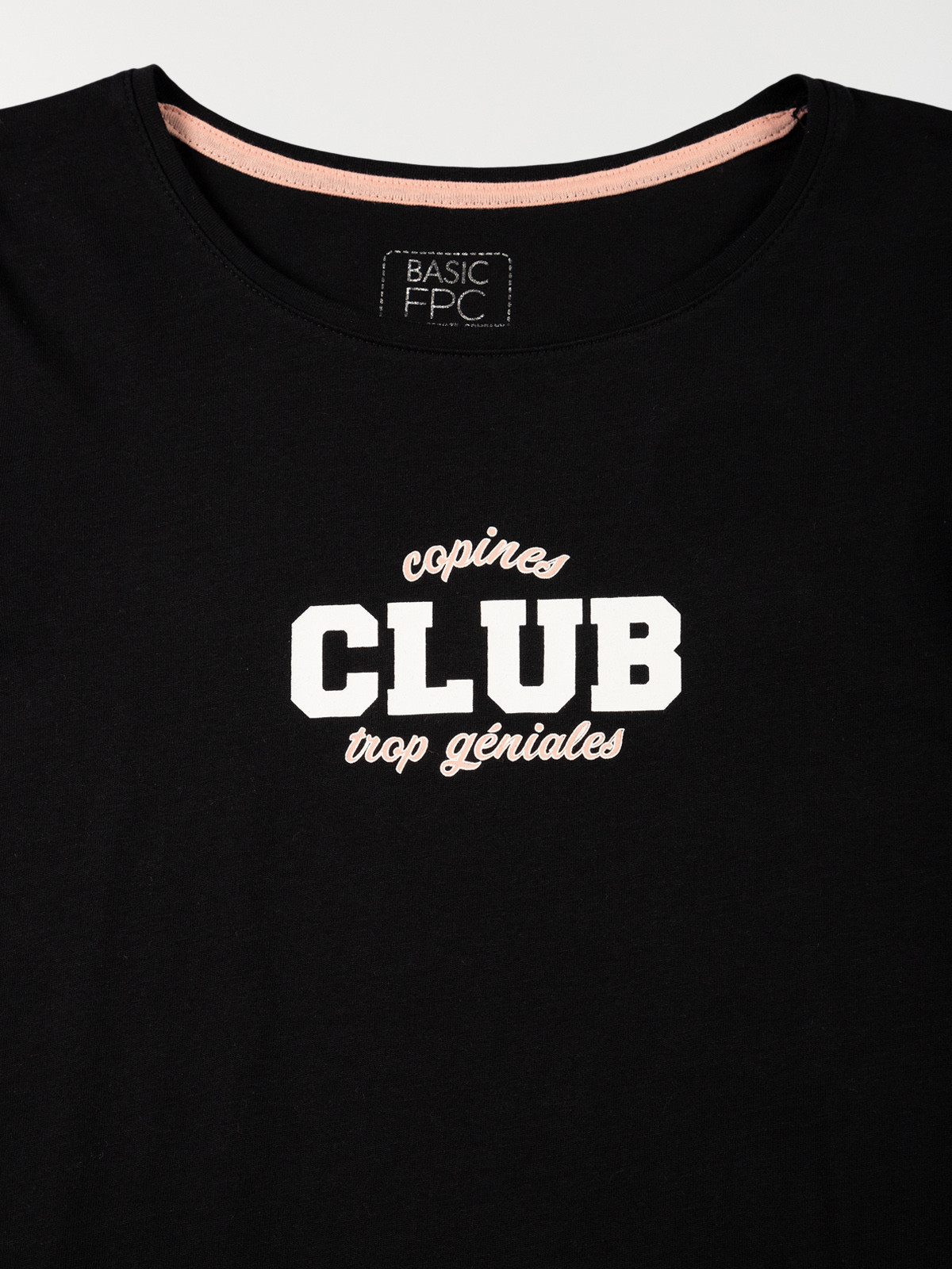 T-shirt noir imprimé fille (10-16A) T-shirt noir imprimé fille (10-16A)