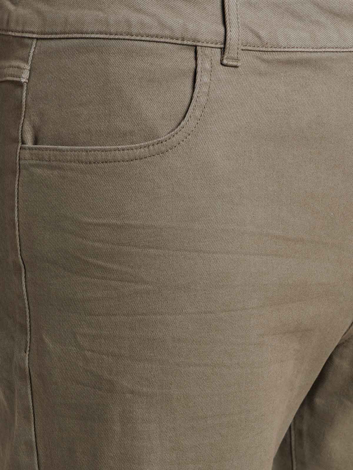 Bermuda grande taille tilleul homme Bermuda grande taille tilleul homme