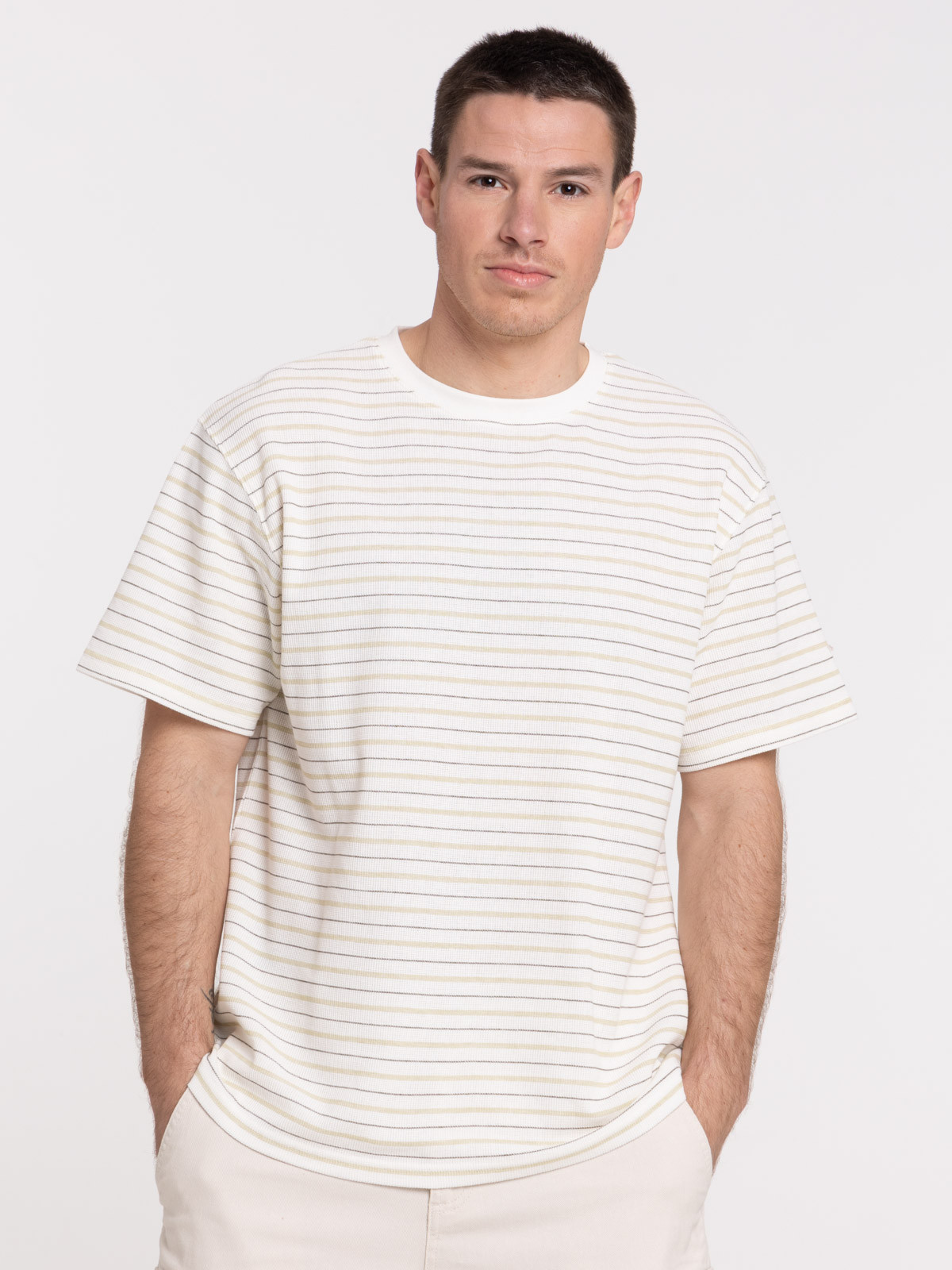 T-shirt écru col rond homme T-shirt écru col rond homme