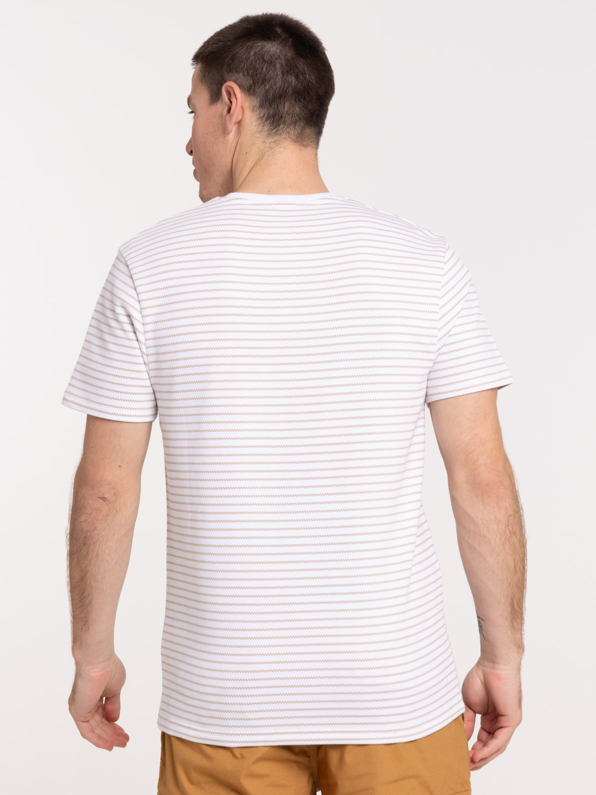 Tee-shirt blanc rayé homme