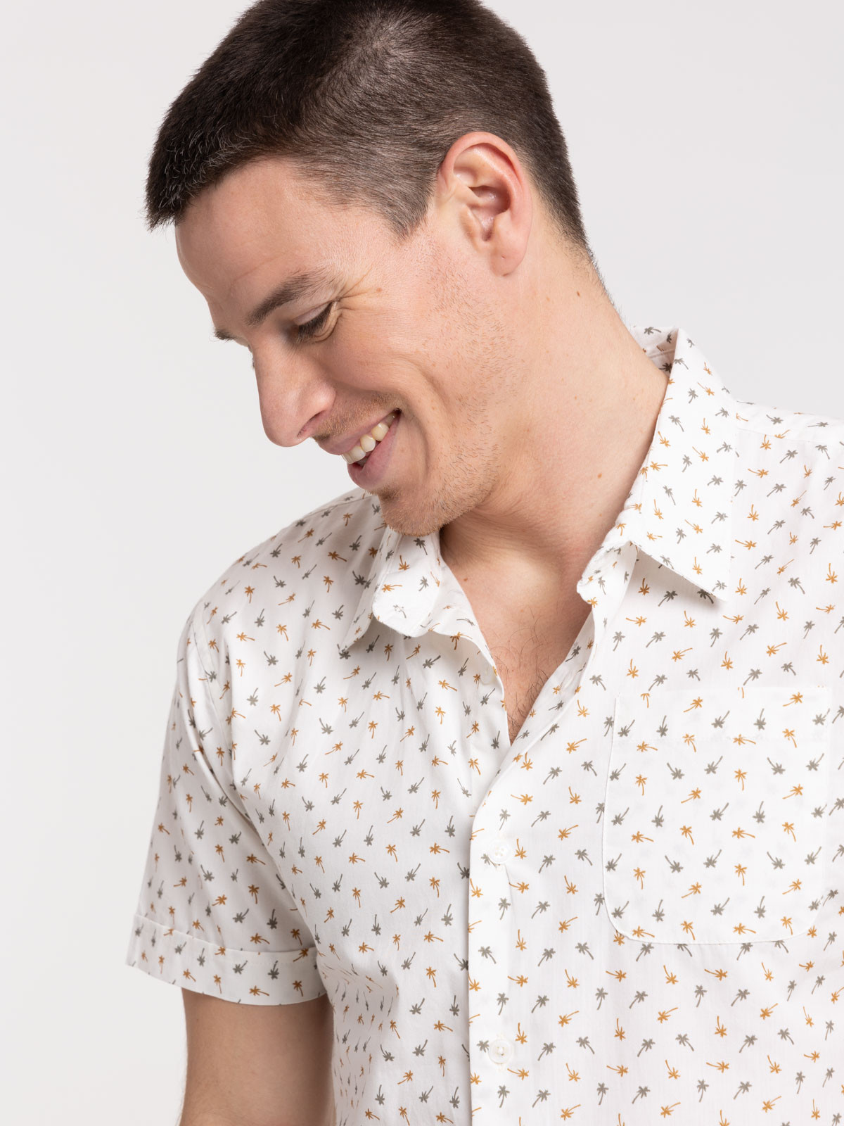 Chemisette motifs palmiers homme Chemisette motifs palmiers homme