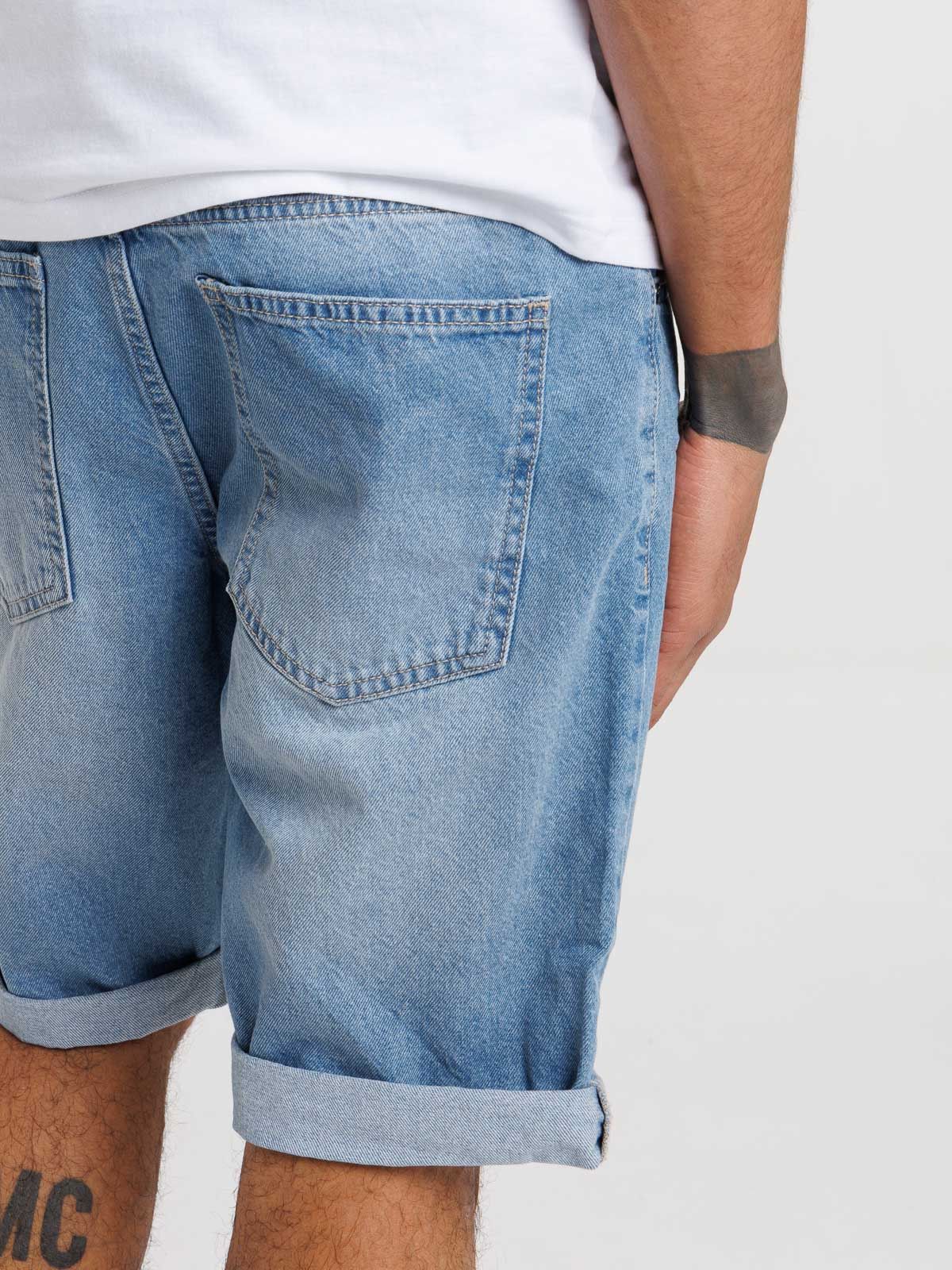 Short en jean bleached homme